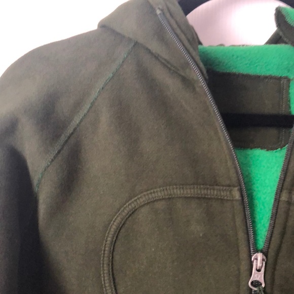 Lululemon Scuba hoodie - Picture 4 of 6